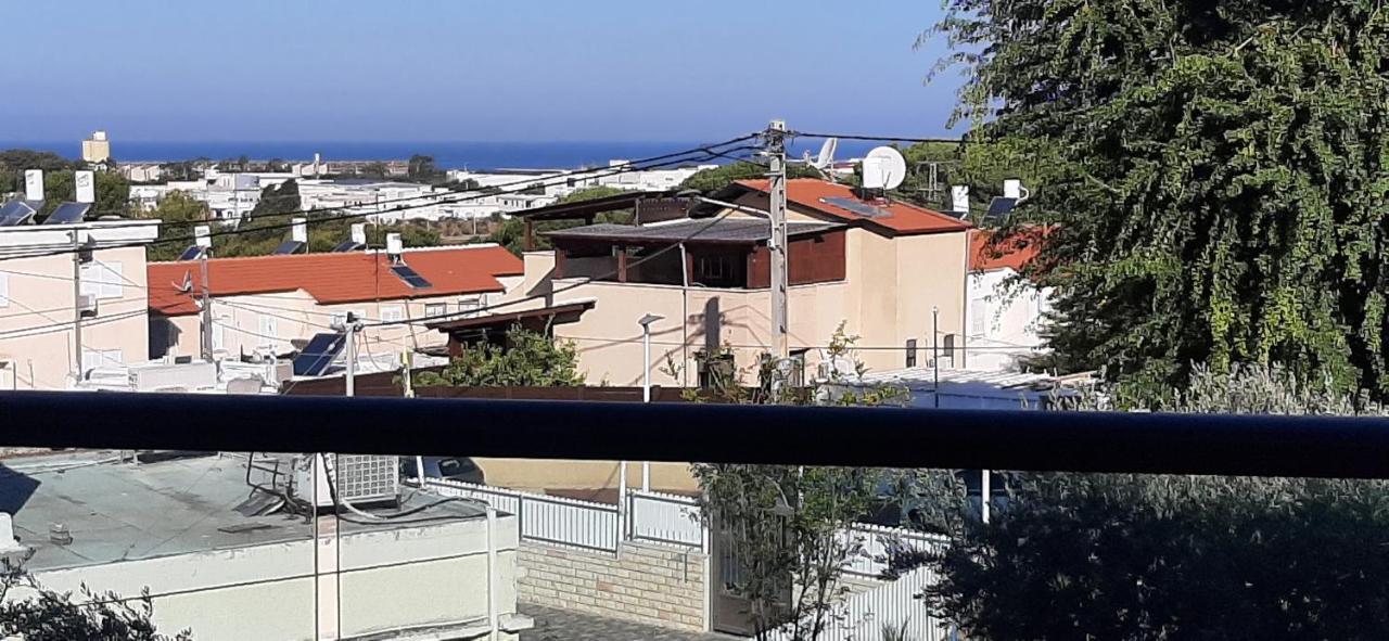 Family Apart Nahariya Ngoại thất bức ảnh