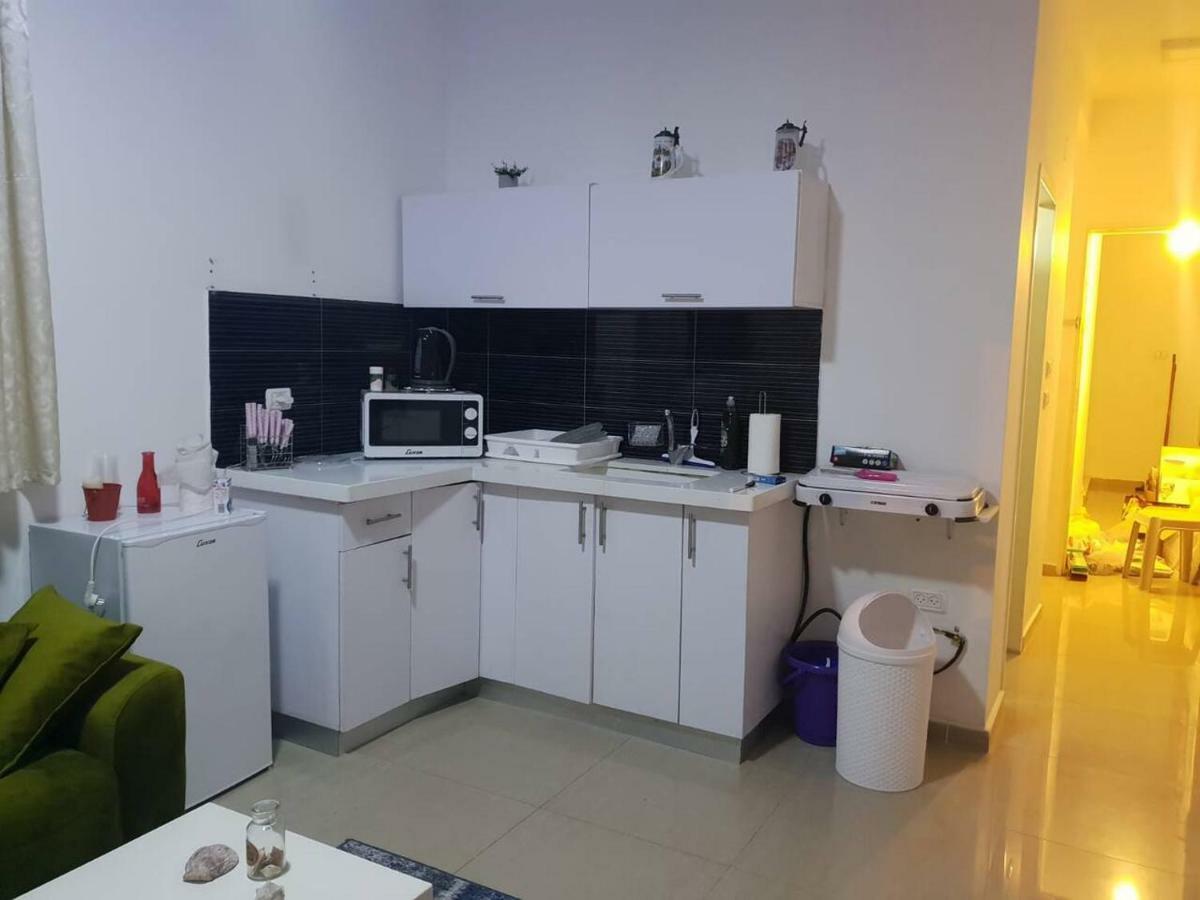 Family Apart Nahariya Ngoại thất bức ảnh
